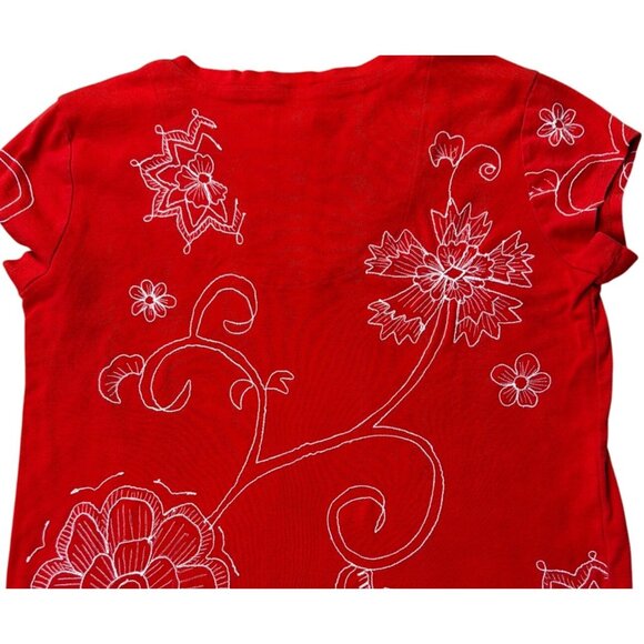 Chicos Red Floral Embroidered Short Sleeve V-Neck Top Size XL - Picture 4 of 5